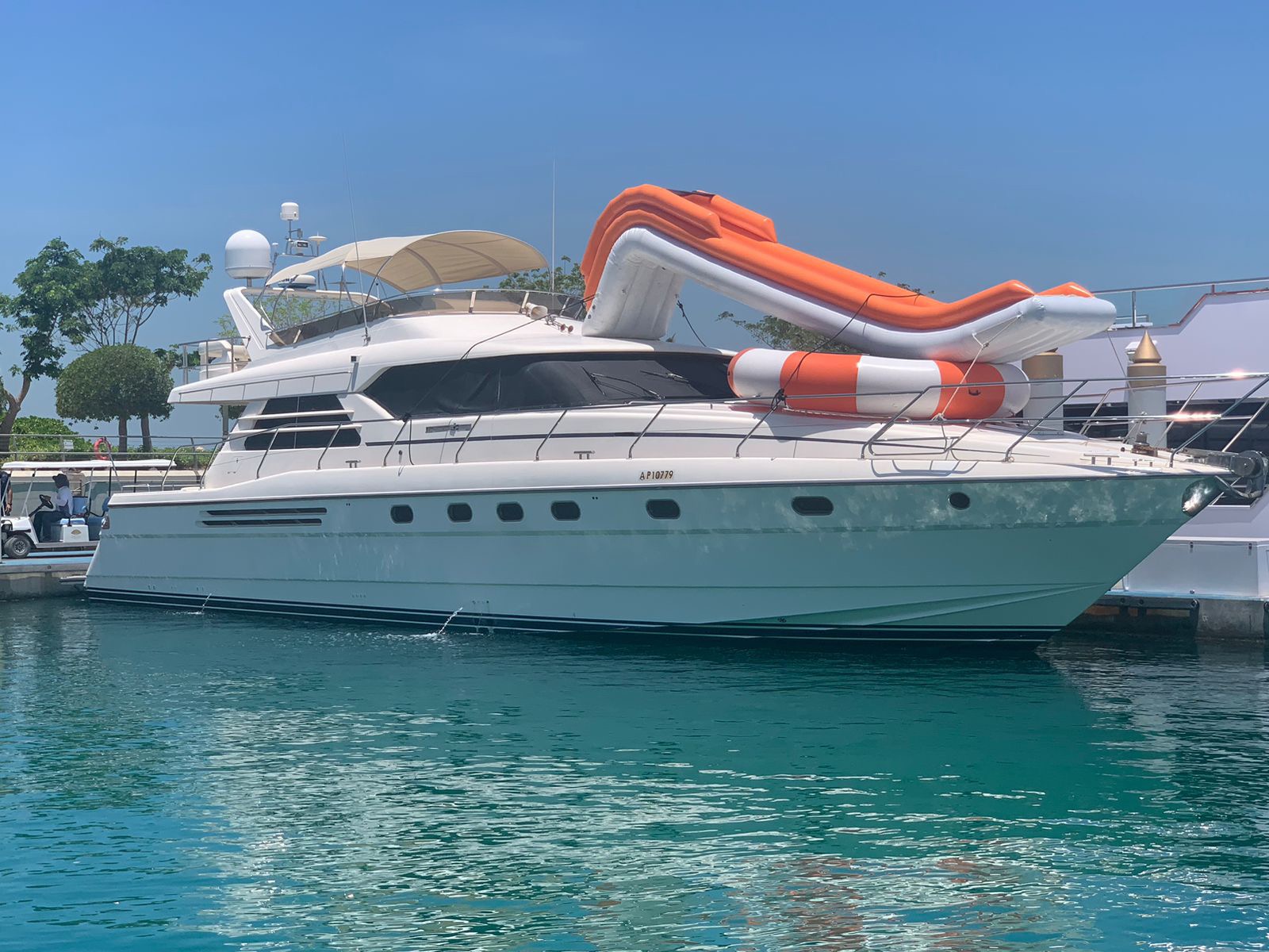 MARINA LUXE 72